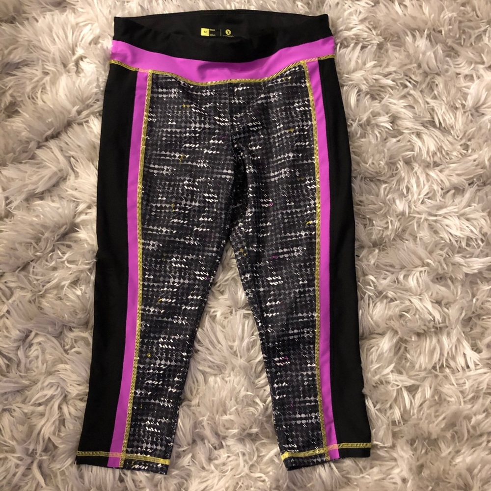 XERSION Medium Capri Athletic Pant